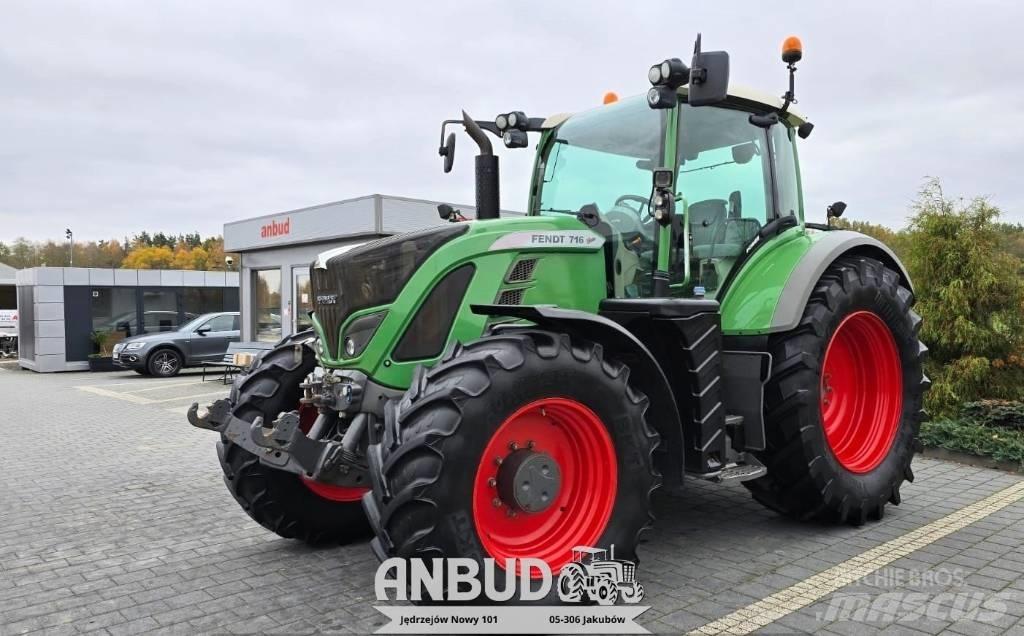 Fendt 716 Vario S4 Tractors