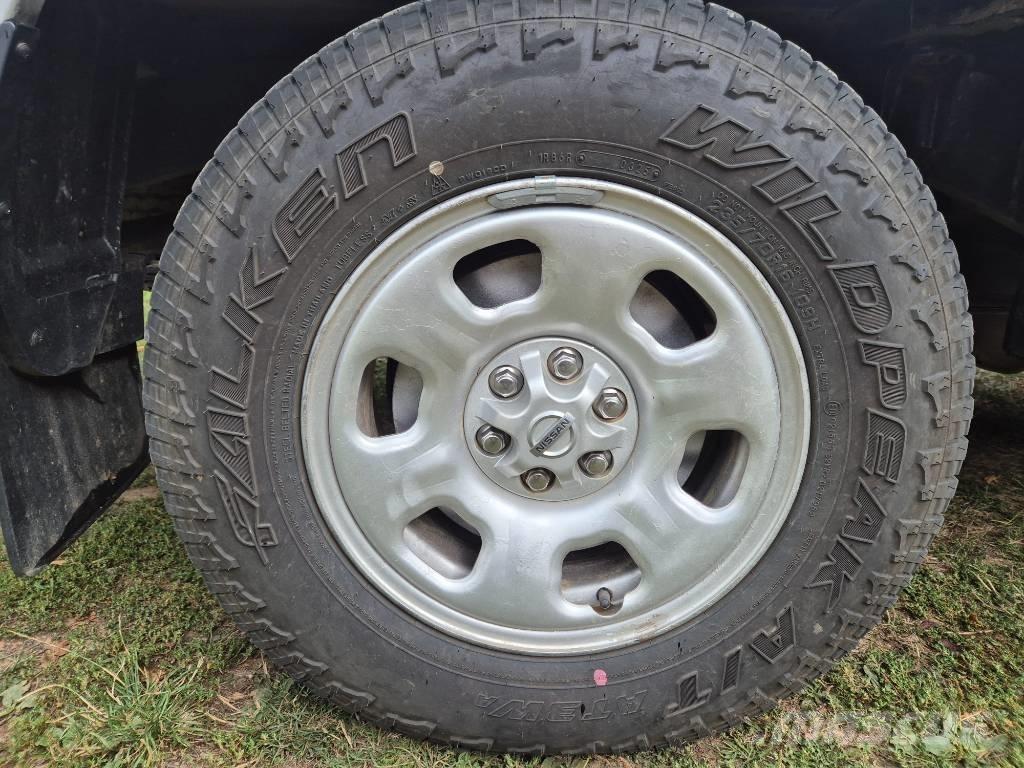 Nissan Navara Pick up/Dropside
