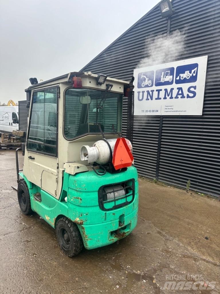 Mitsubishi FG 15 LPG trucks