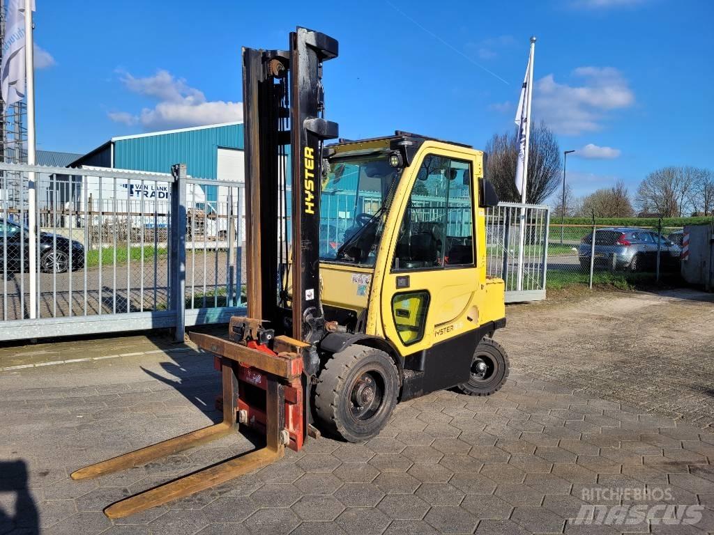 Hyster J 2.5 X Diesel trucks