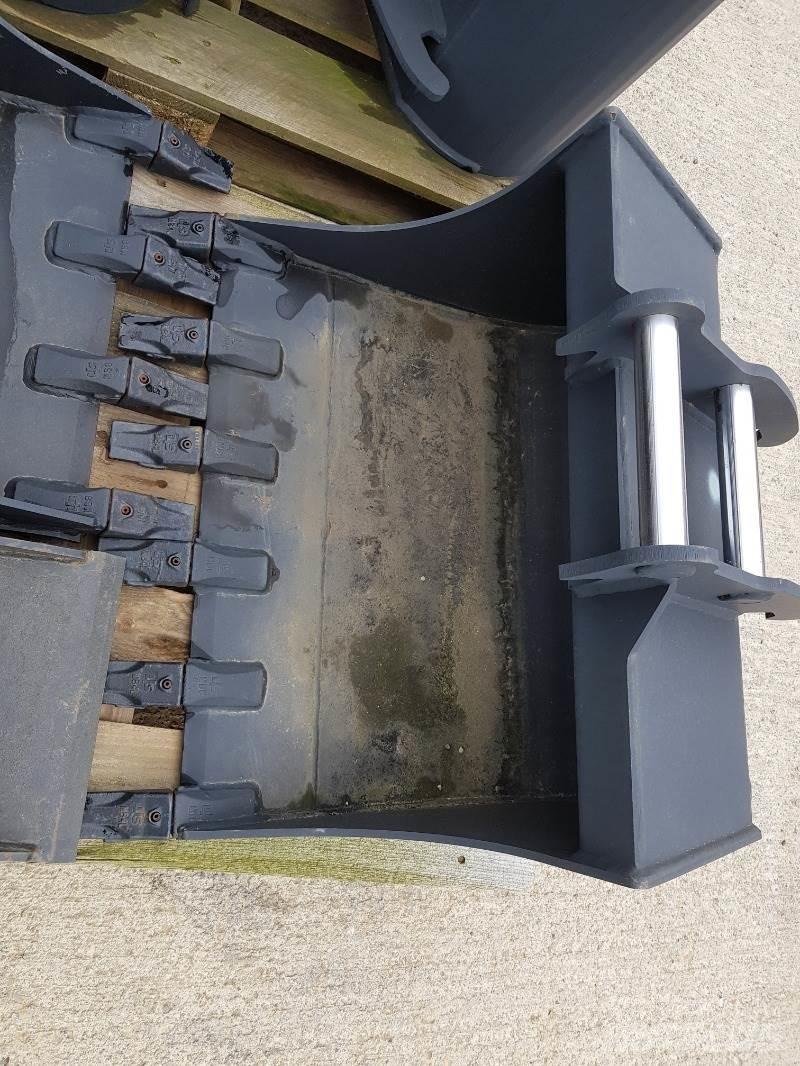 TL 700mm SW 020 Backhoes