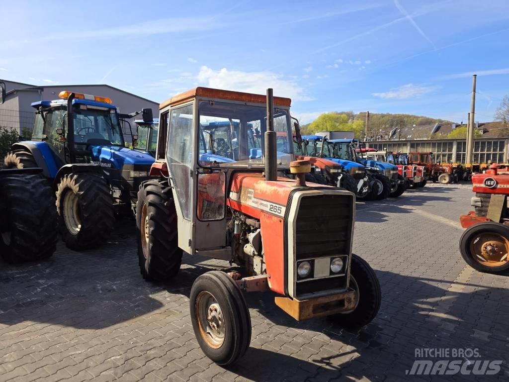 Massey Ferguson 265 Tractors