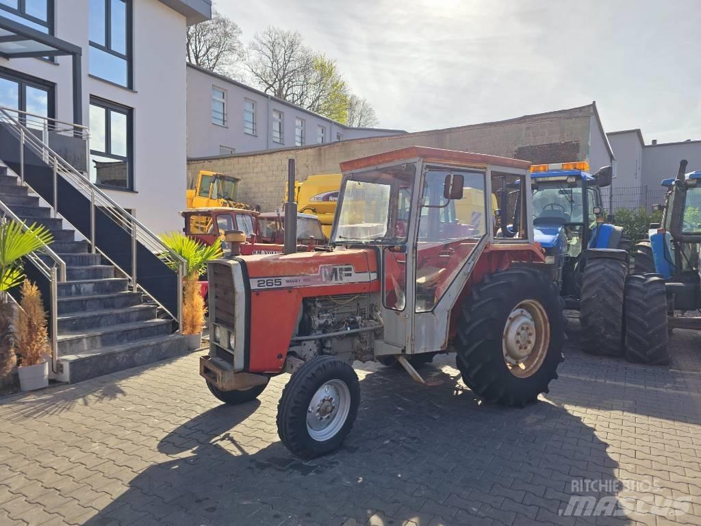 Massey Ferguson 265 Tractors