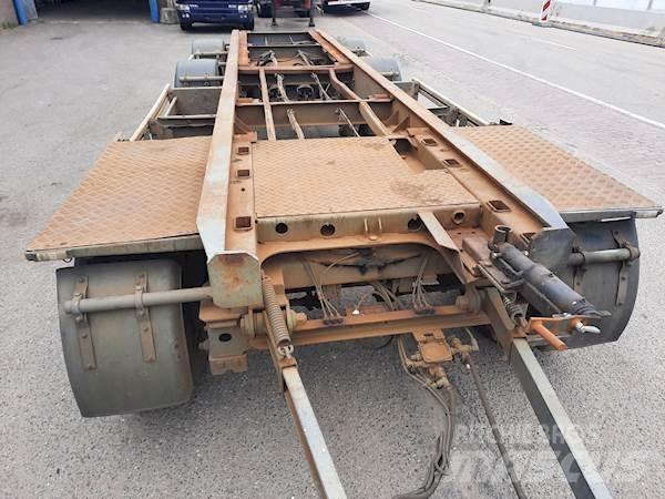 Floor FLA-3-101 Container semi-trailers