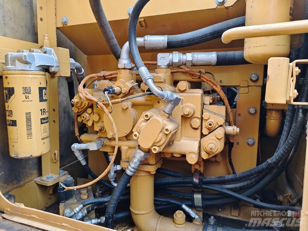 CAT 315 D2 Crawler excavators