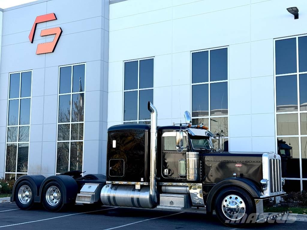 Peterbilt 389 Prime Movers