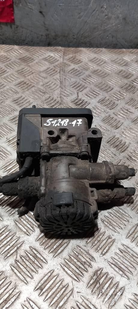 Scania R 440   1879275 Brakes