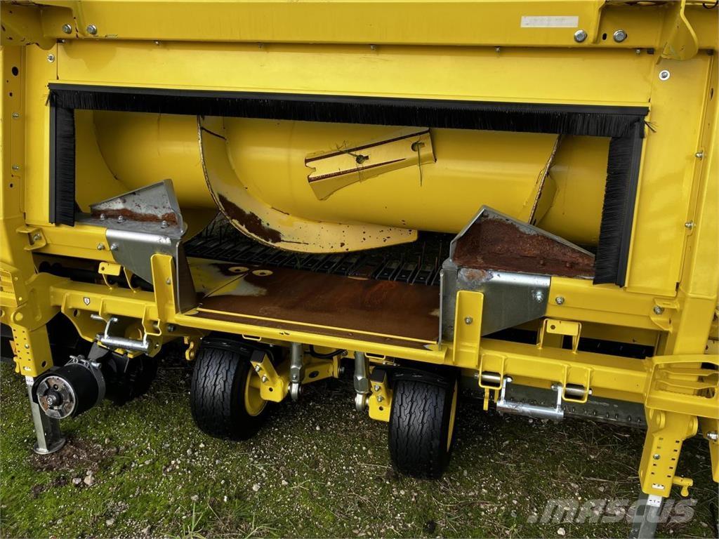 John Deere 30R Combine harvester accessories