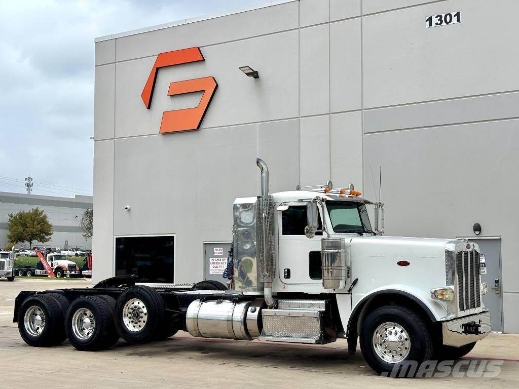 Peterbilt 388 Prime Movers