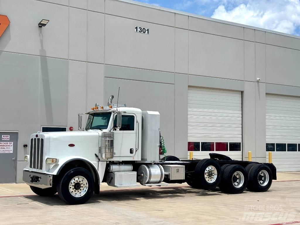 Peterbilt 388 Prime Movers