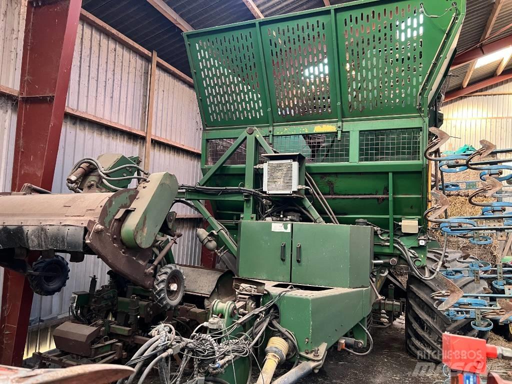 Thyregod T9 Farm machinery
