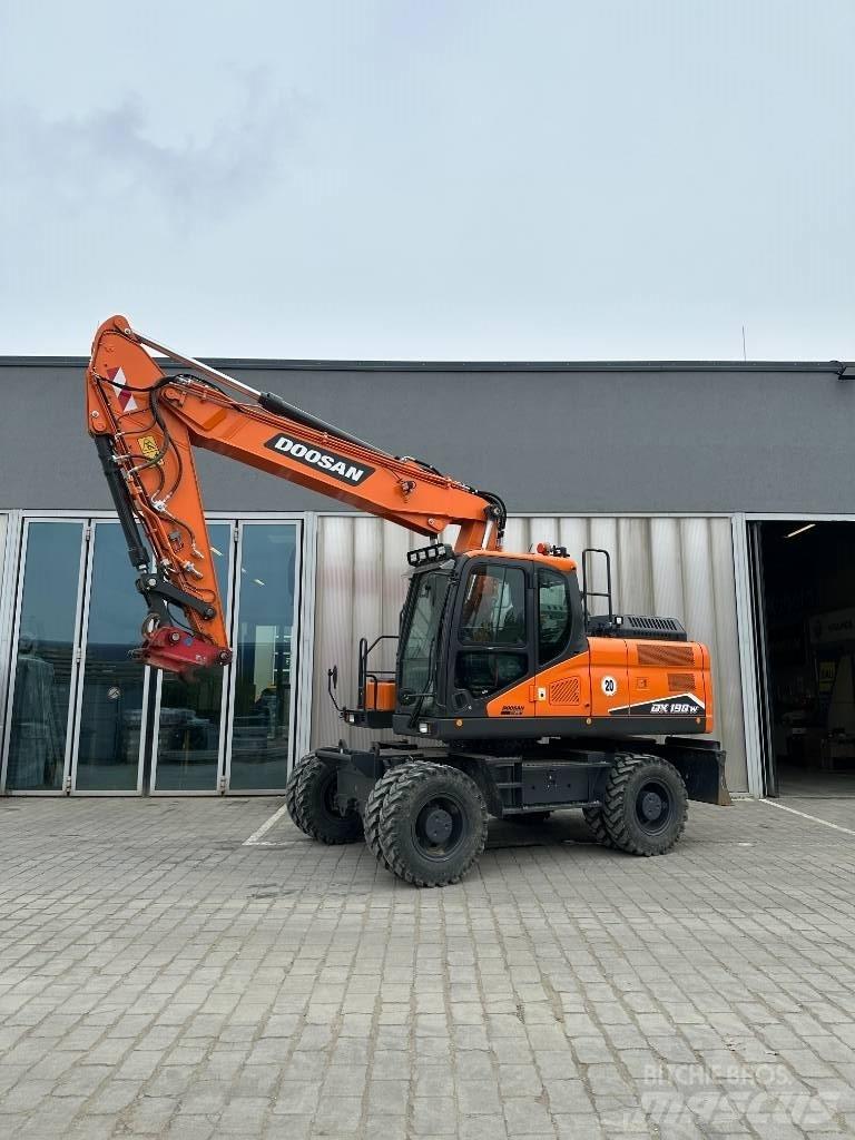 Doosan DX 190 W-7 Wheeled excavators