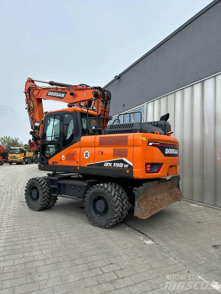 Doosan DX 190 W-7 Wheeled excavators