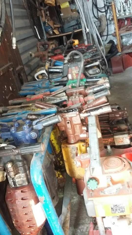 Atlas Copco TEX 250 Hammers / Breakers