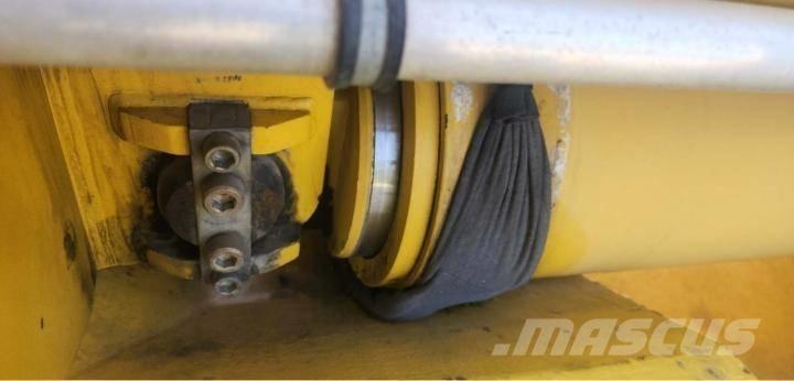 Demag AC 120-1 All terrain cranes