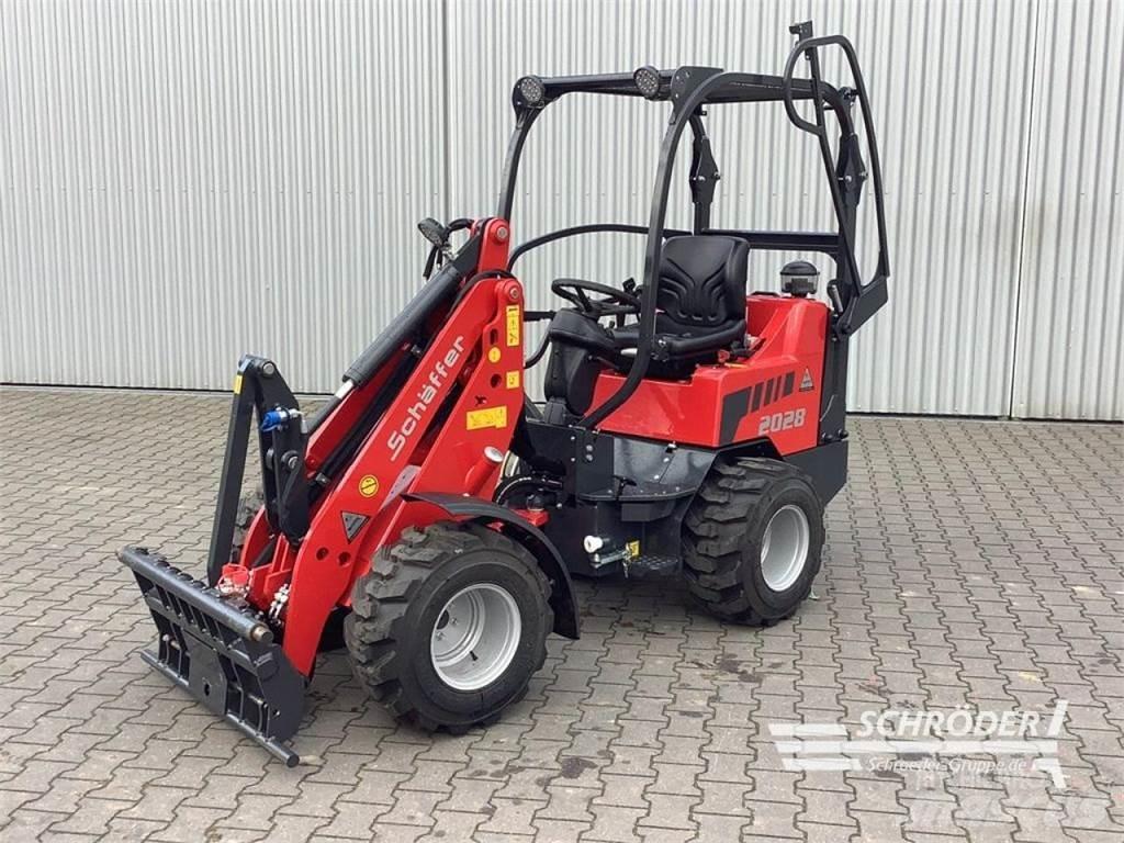 Schäffer 2028-2 Mini loaders
