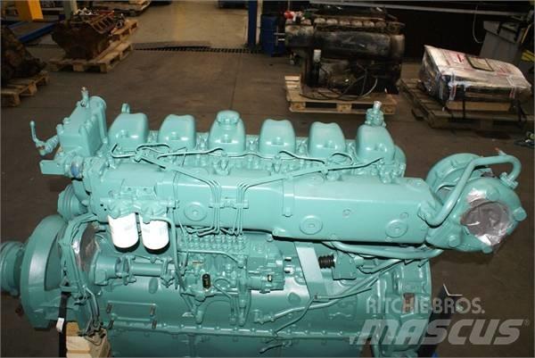 Volvo TD121C Engines