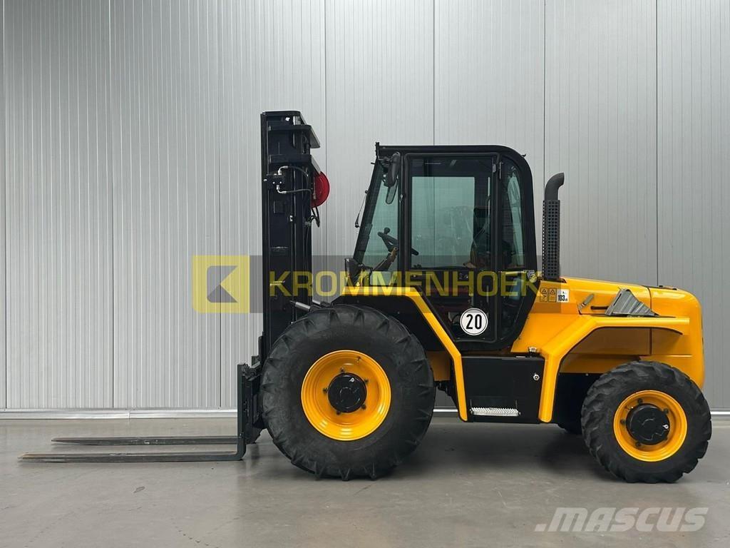 JCB 940 Rough terrain truck