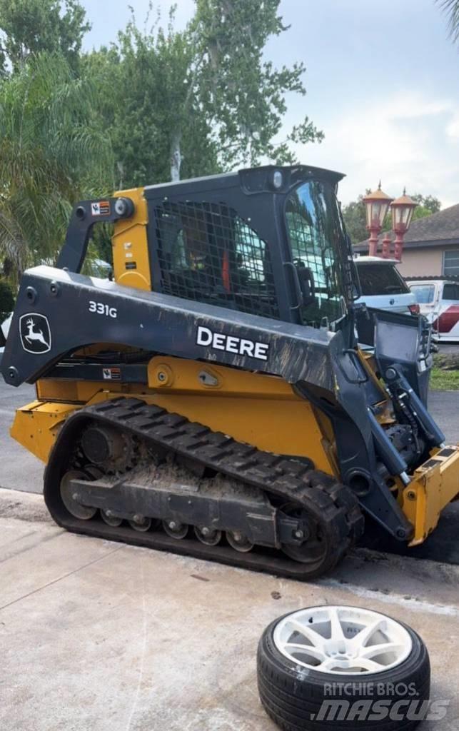 John Deere 331G Skid steer loaders