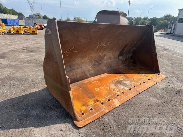 Volvo L 220 E BUCKET Buckets