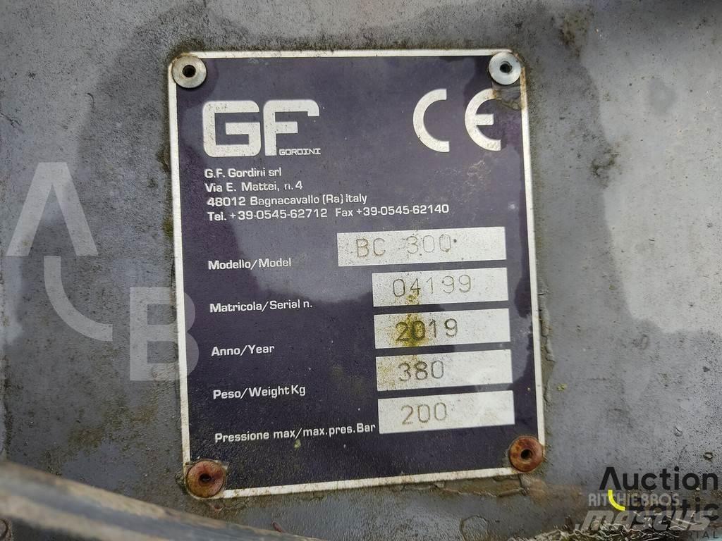 GF Gordini BC 300 Buckets