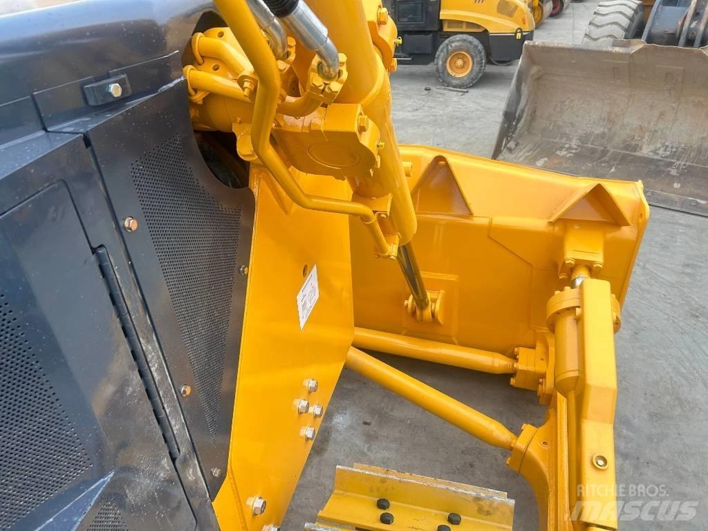 Shantui SD 32 Crawler dozers