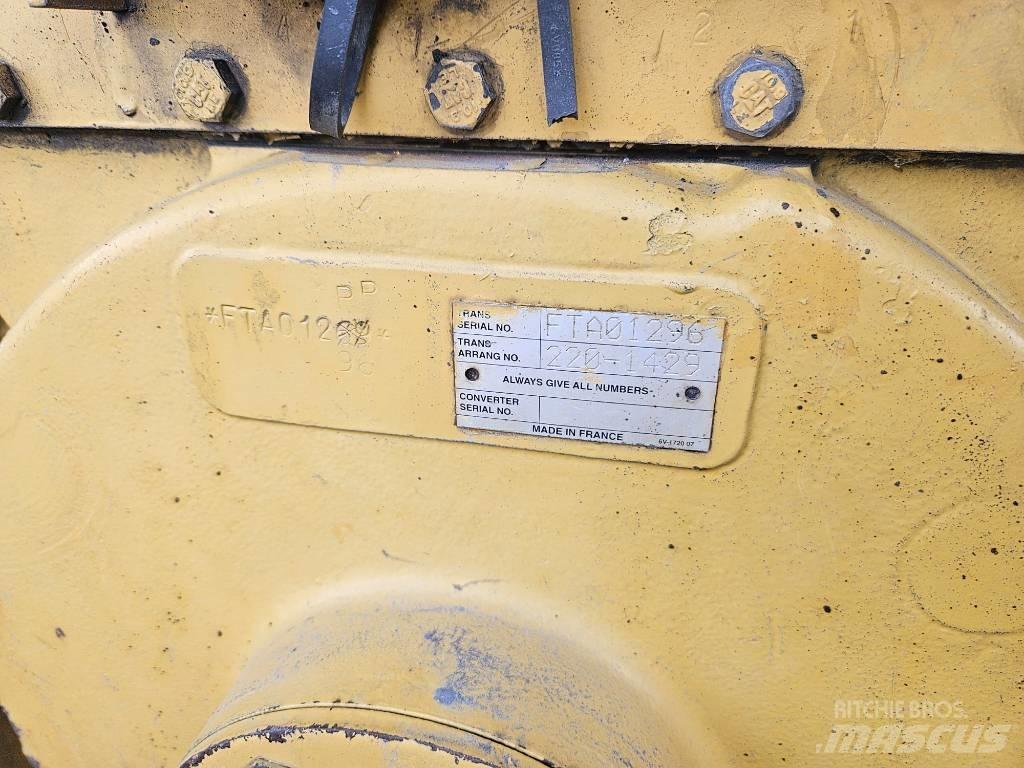 CAT D 6 T XL Crawler dozers