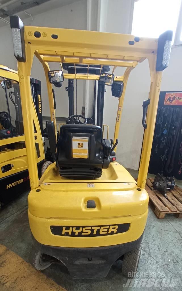 Hyster J1.6XN MWB Electric forklift trucks