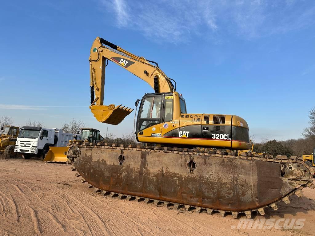 CAT 320CL Amphibious Excavators