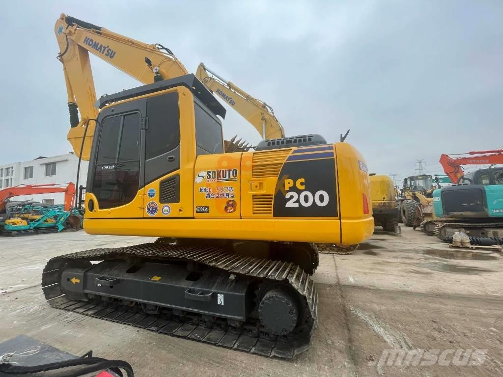 Komatsu PC 200-8 Crawler excavators