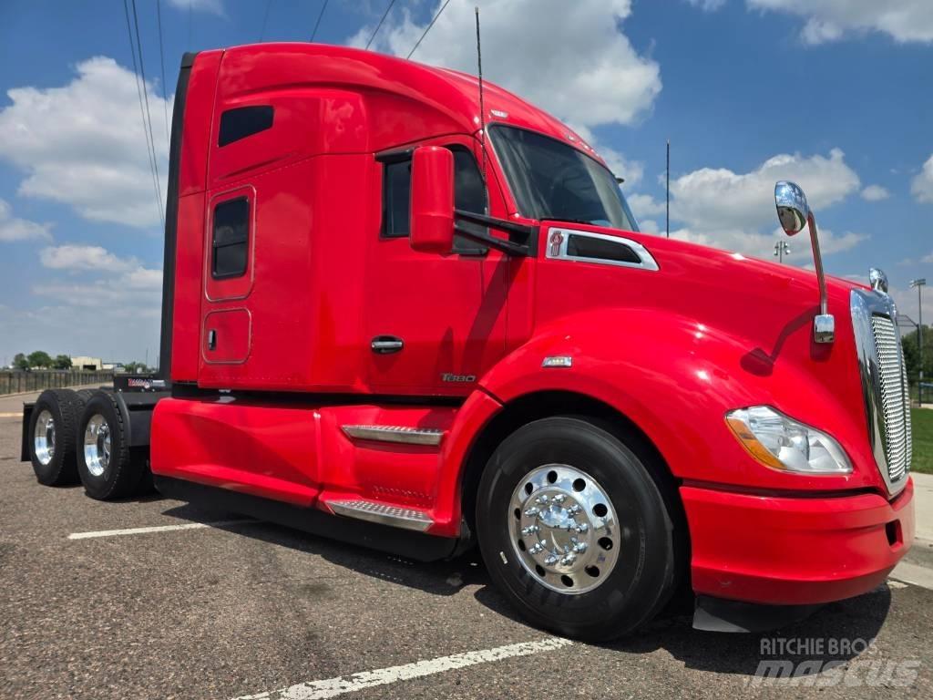 Kenworth T 680 Prime Movers