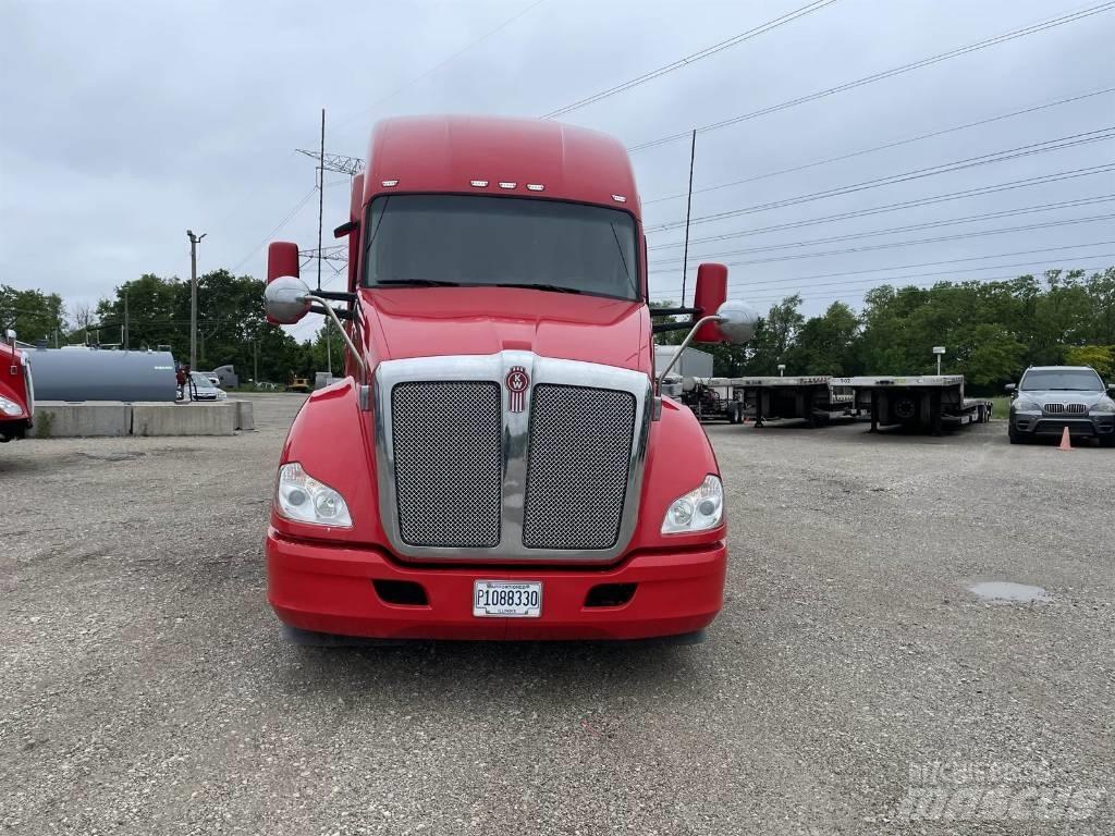 Kenworth T 680 Prime Movers