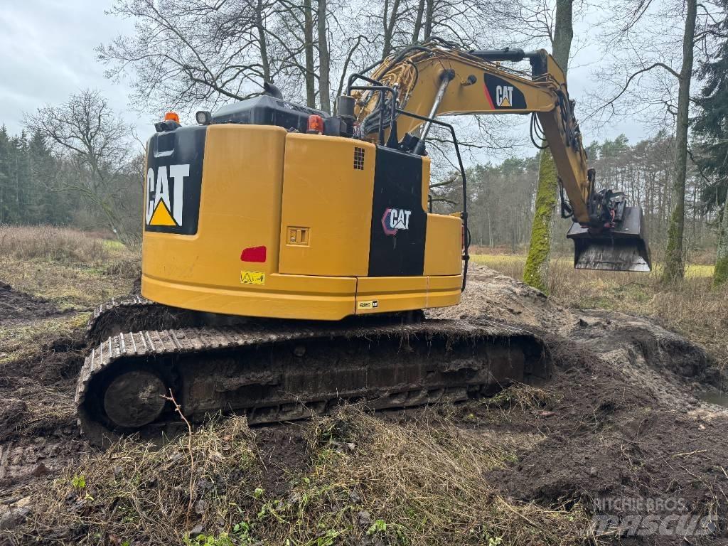 CAT 325 FLCR Crawler excavators
