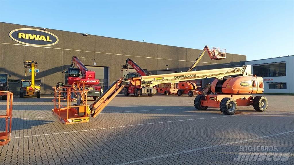 JLG 860SJ Telescopic boom lifts