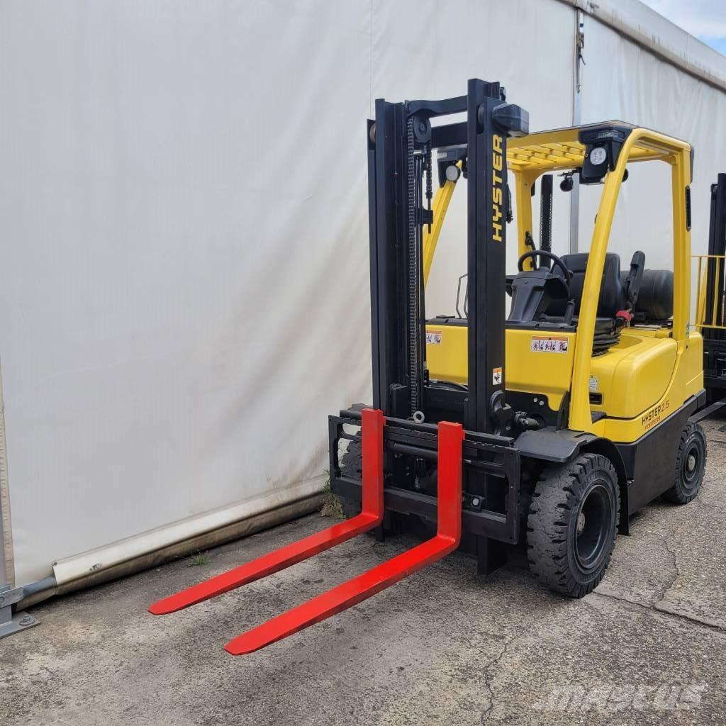 Hyster H 2.5 FT LPG trucks