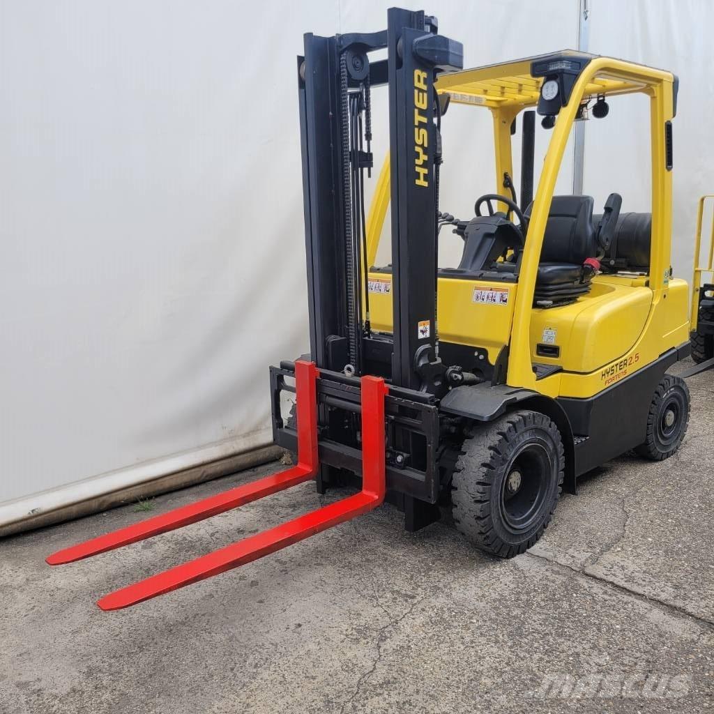 Hyster H 2.5 FT LPG trucks