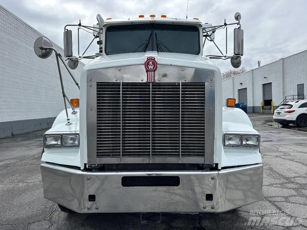 Kenworth T 800 Hook lift trucks