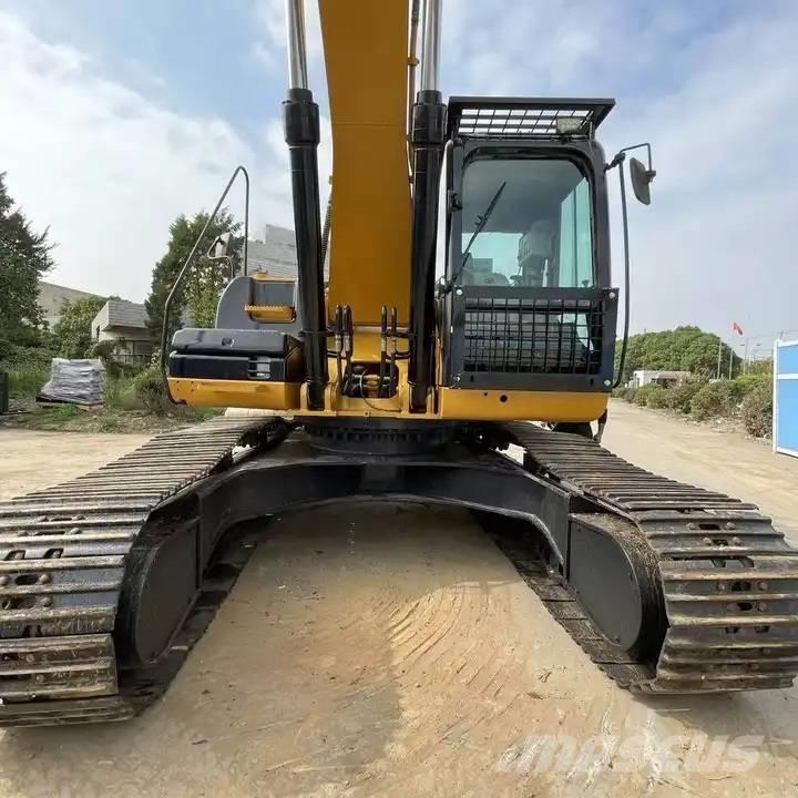 CAT 330D Crawler excavators