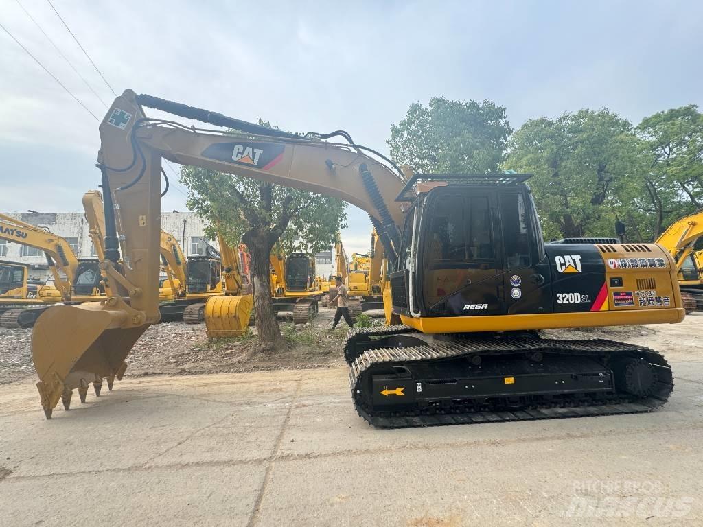 CAT 320 D2L Crawler excavators