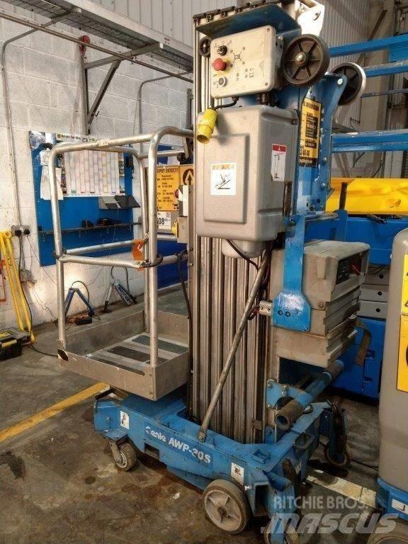Genie AWP 30 DC Used Personnel lifts and access elevators