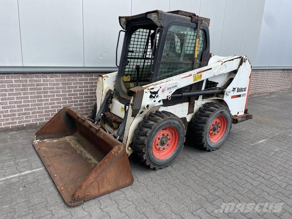 Bobcat S550 Skid steer loaders