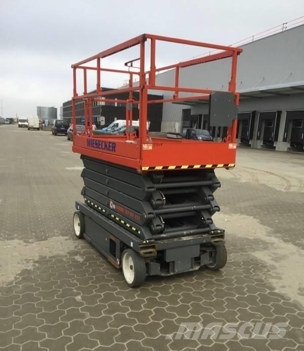 SkyJack SJ III 4740 Scissor lifts