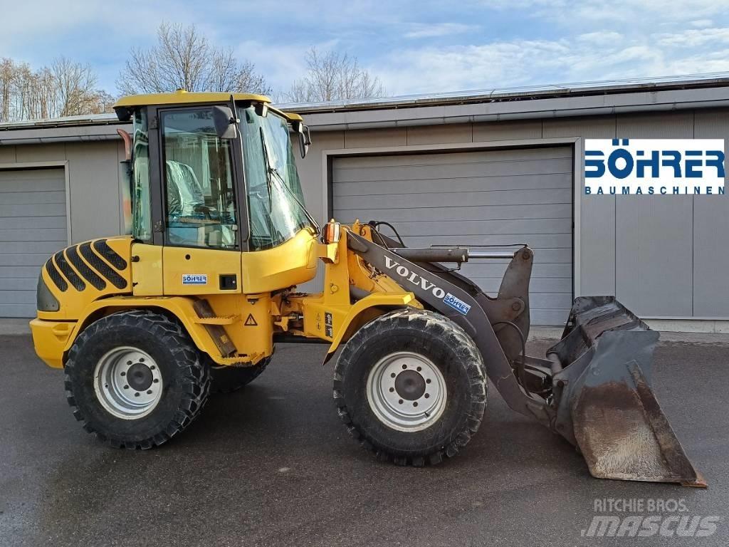 Volvo L 30 B Wheel loaders