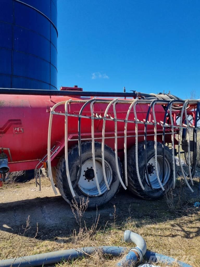 Livakka 14 m3 Slurry tankers