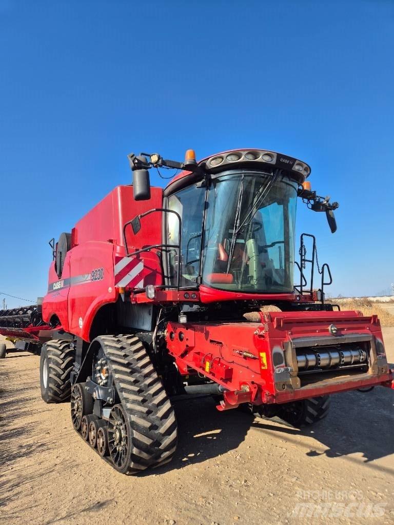 Case IH 9230 Combine harvesters