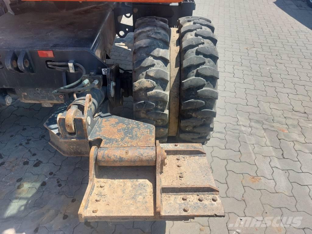Schaeff HML32 | CW08 Wheeled excavators
