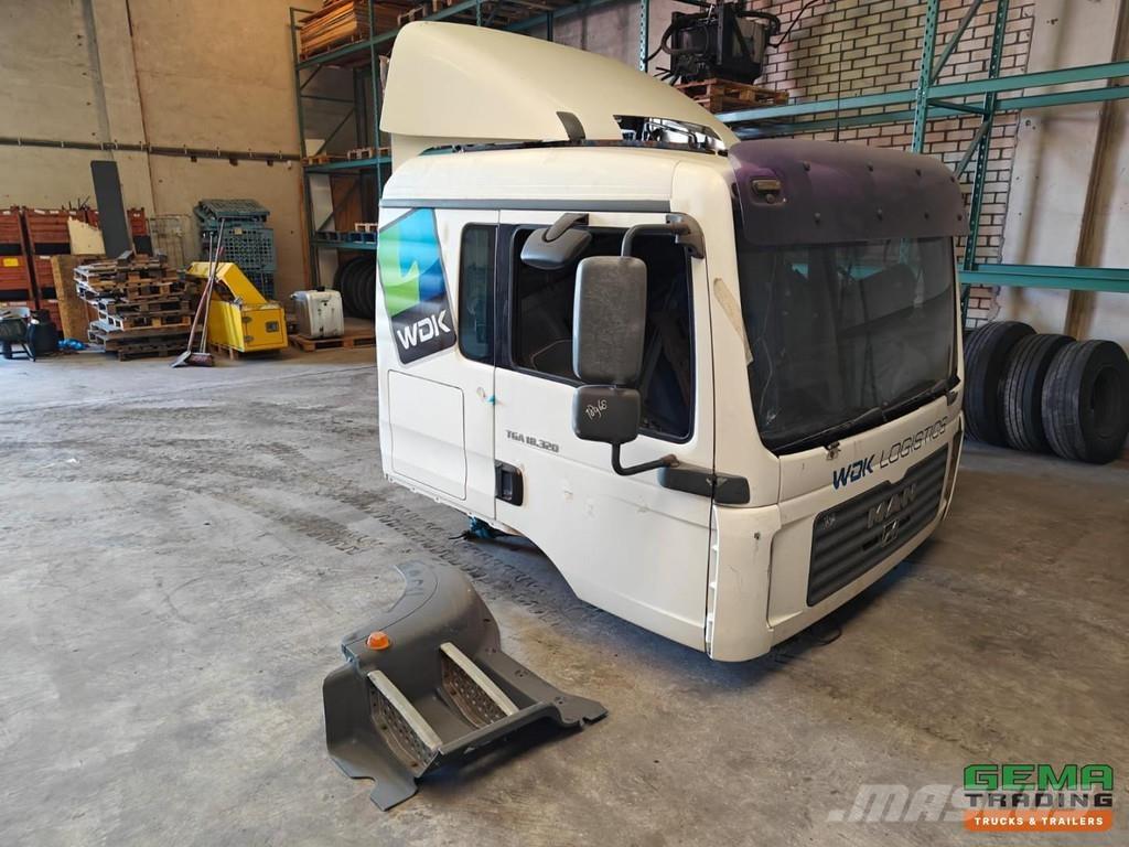 MAN TGA Cabine Cabins and interior