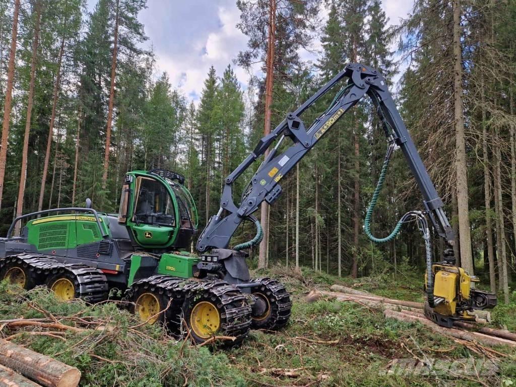 John Deere 1170 G Harvesters