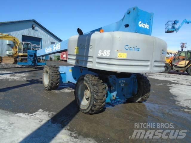 Genie S 85 Telescopic boom lifts