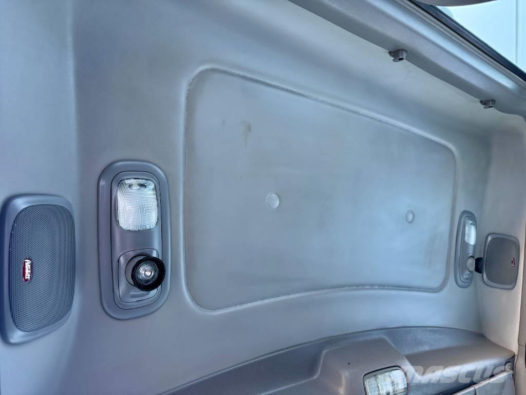 Peterbilt 388 Prime Movers